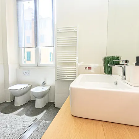 Iflat Santa Croce 2 Γένοβα