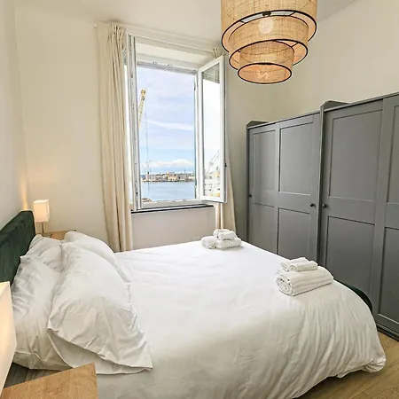 Iflat Santa Croce 2 * Genova