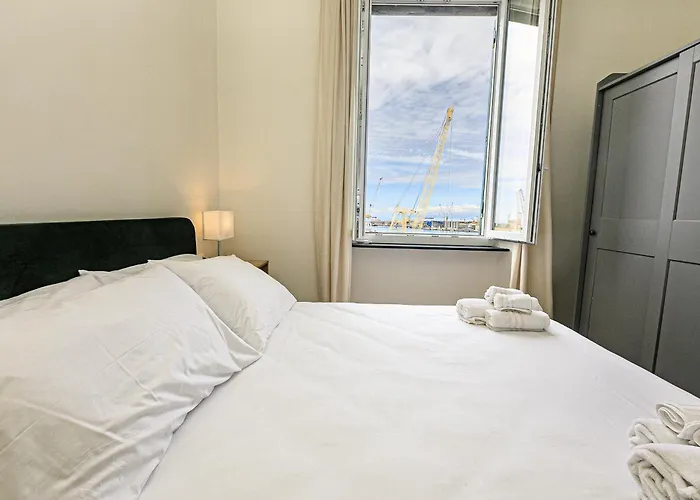 Iflat Santa Croce 2 *